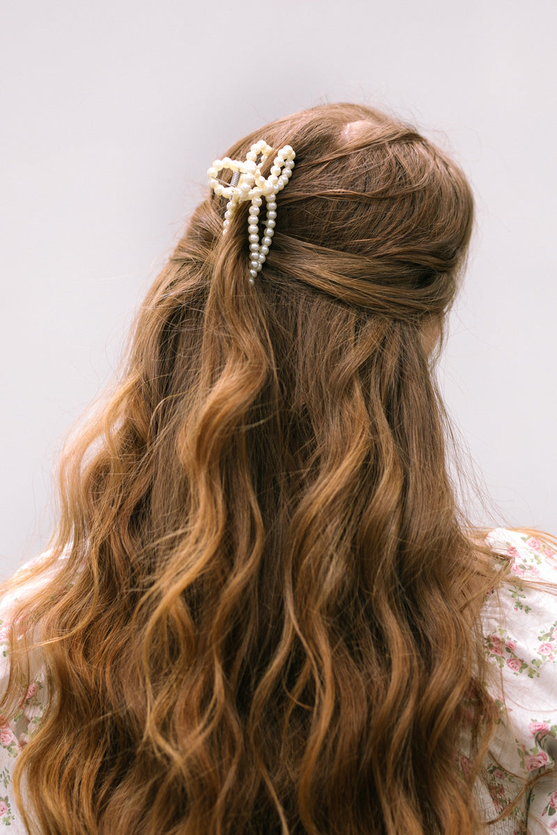 Cindy Pearl Bow Claw Clip – Morning Lavender display picture 1