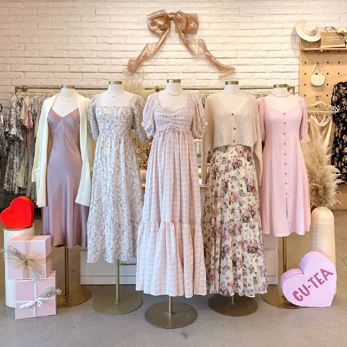 Cute Online Boutiques: Your Cozy Home Town Boutique Found Right In Your Own Home
