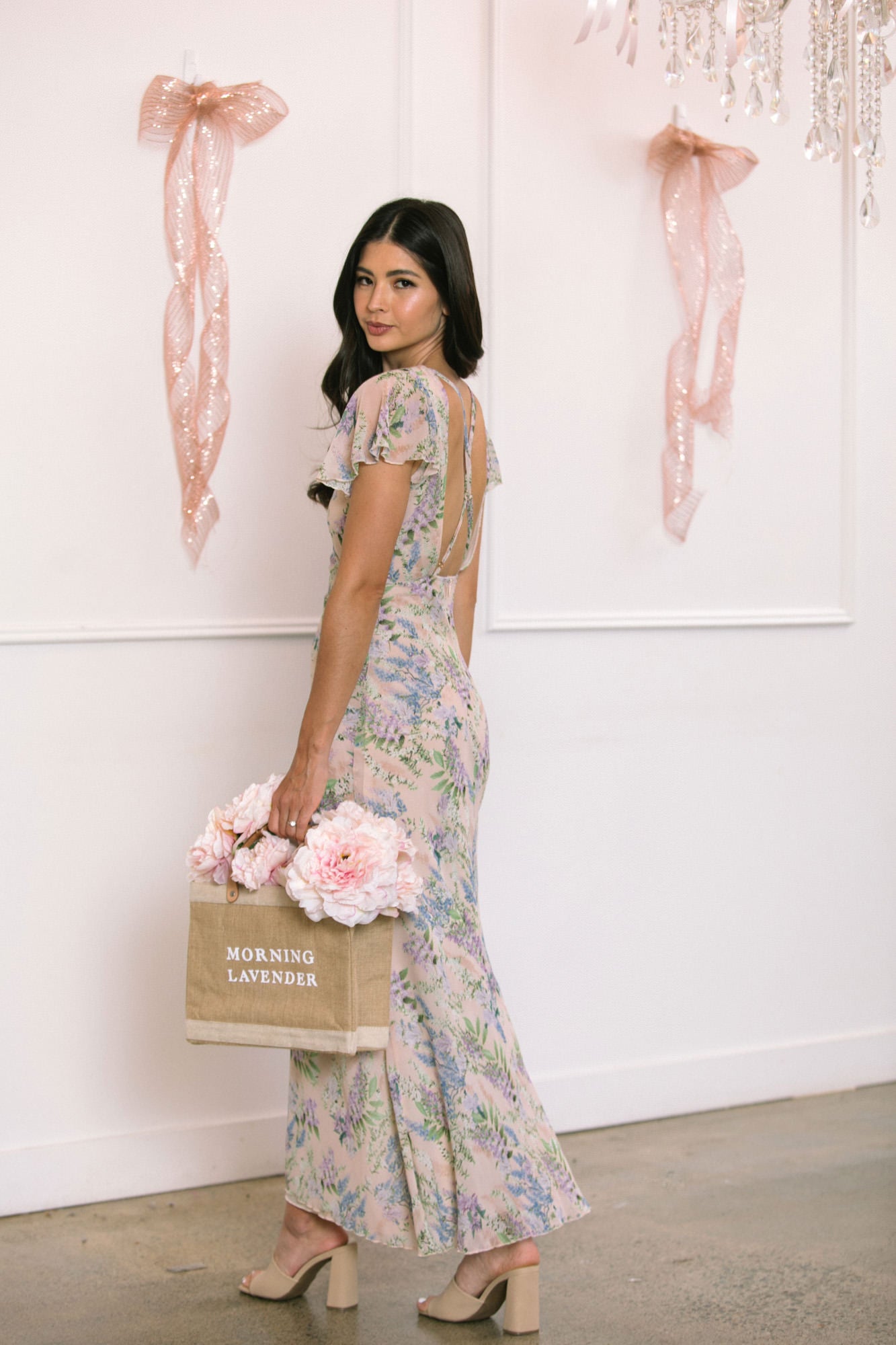 Aakaa Delia V-Neck Maxi Dress | Pacific City Aakaa Delia V-Neck Maxi Dress | Pacific City