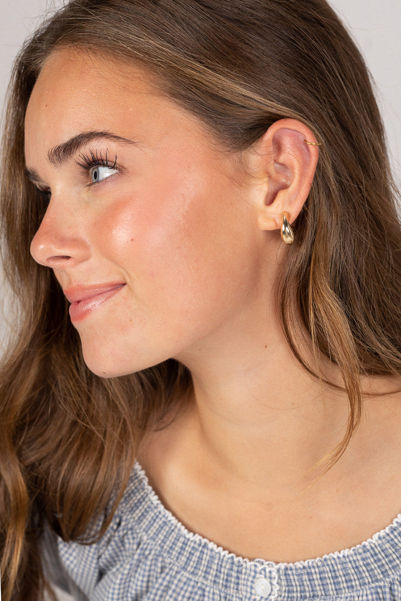 Bethany Curved Hoop Earrings