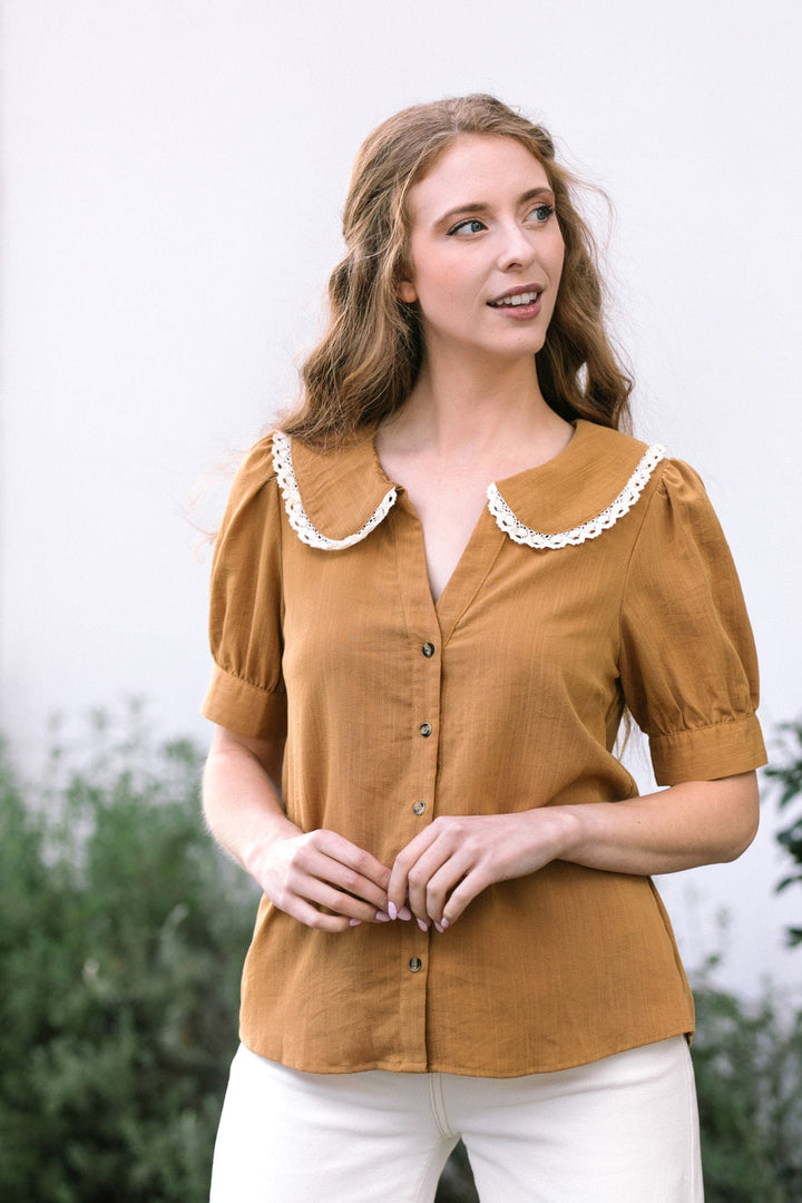 Allison Collared Buttoned Blouse