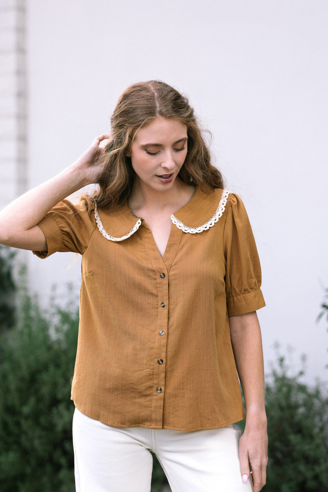 Allison Collared Buttoned Blouse