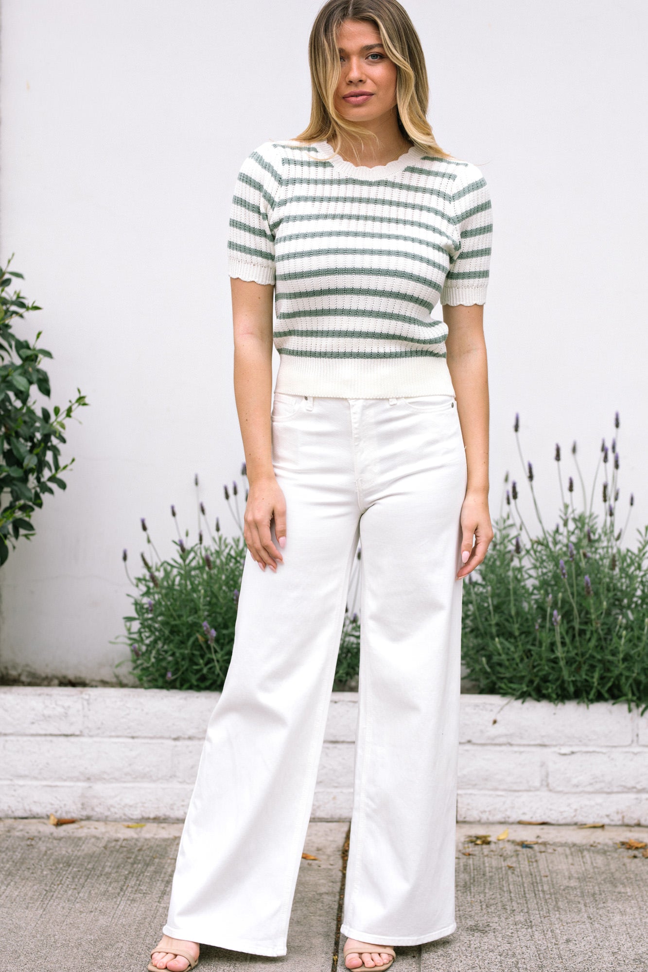 cute striped tops