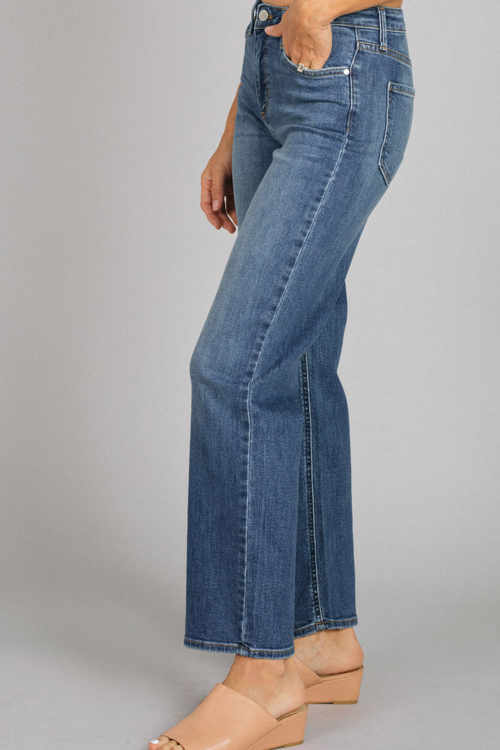 Jaclyn Stretch Straight Jeans