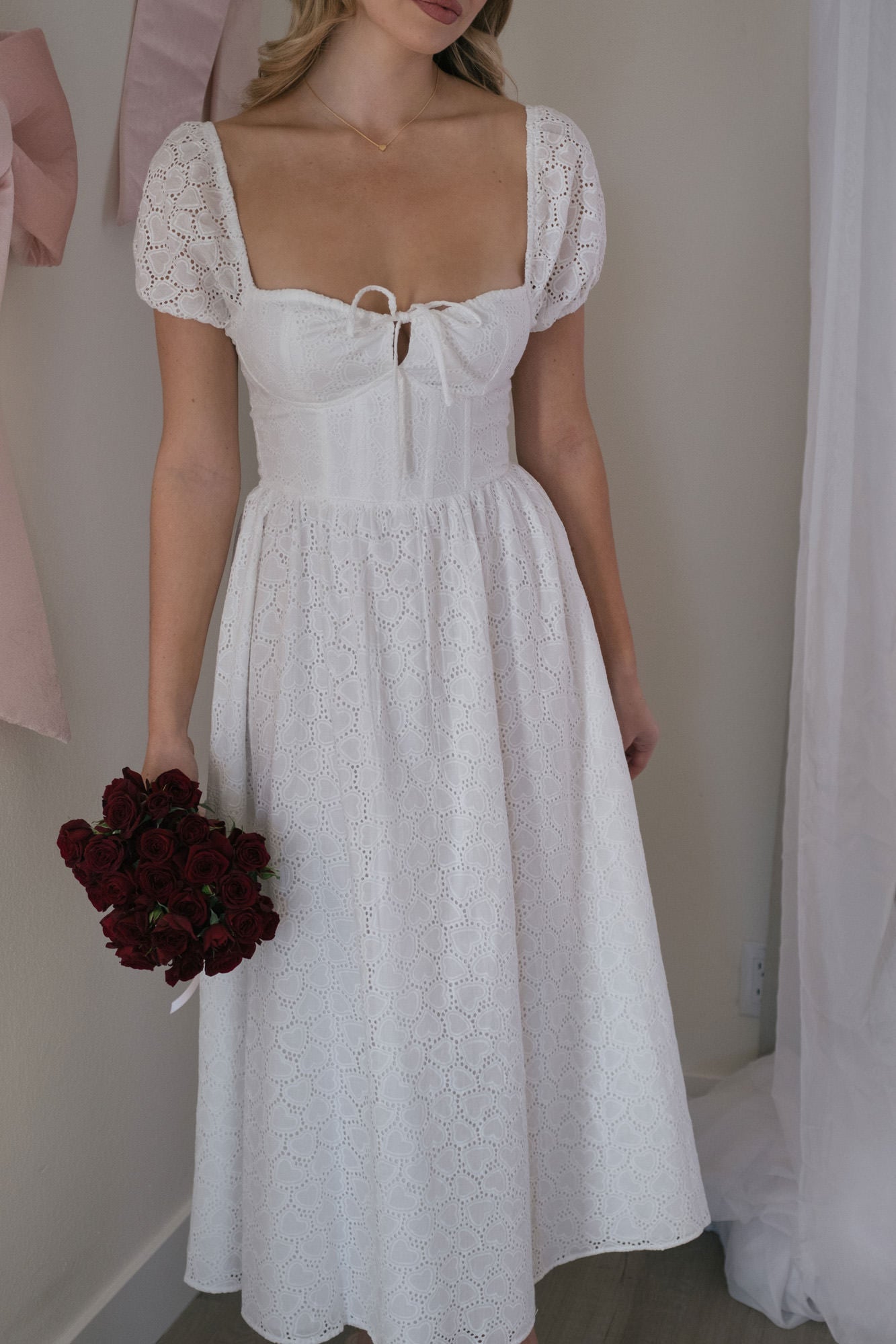 Grace Sweetheart Eyelet Dress - Morning Lavender Boutique Dresses