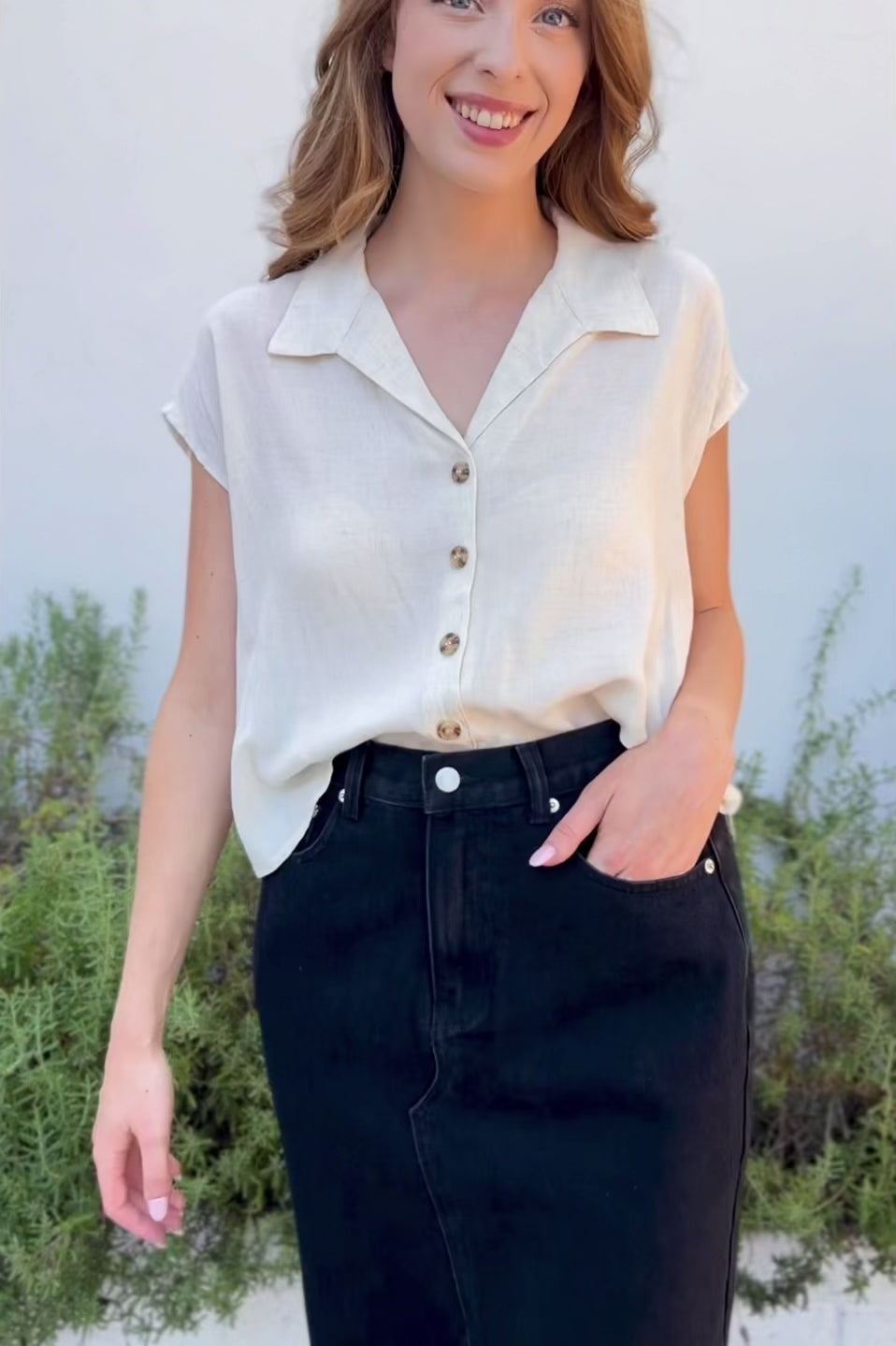 Leanne Collared Buttoned Blouse