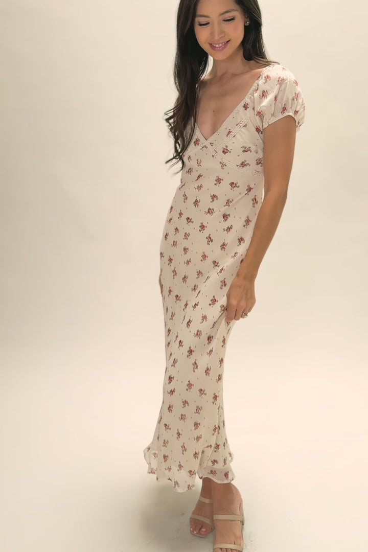 Leslie V-Neck Floral Dress