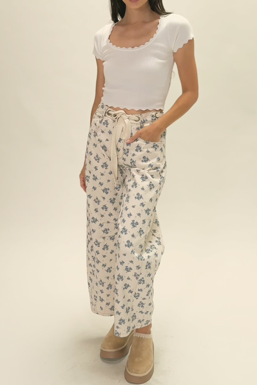 Lindsey Floral Barrel Pants
