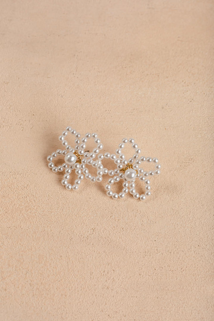 Kimmy Flower Pearl Earrings