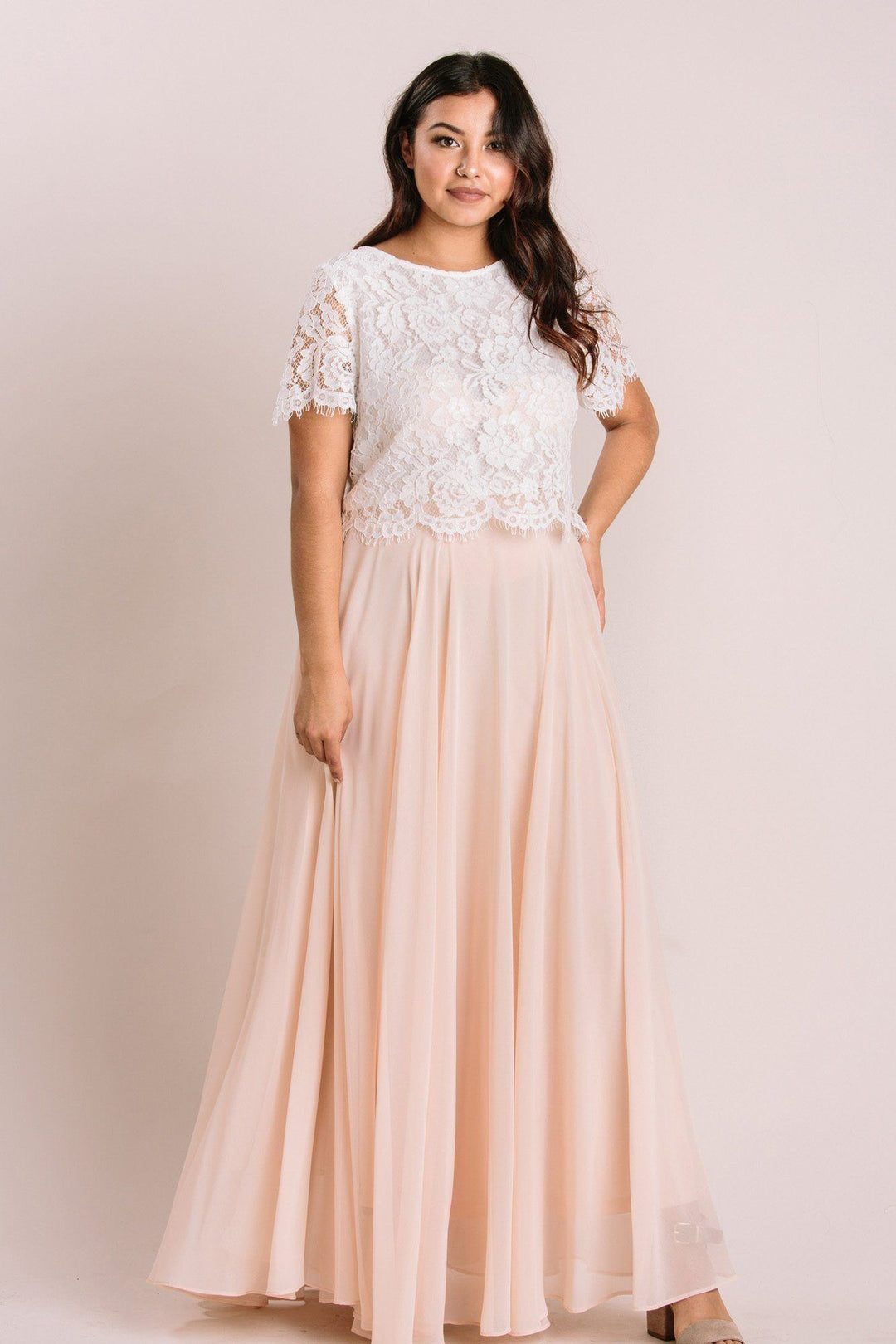 The best Shirts to Wear with Maxi Skirts all year long  Yellow maxi skirts,  Prom dresses modest, 2 piece lace dress