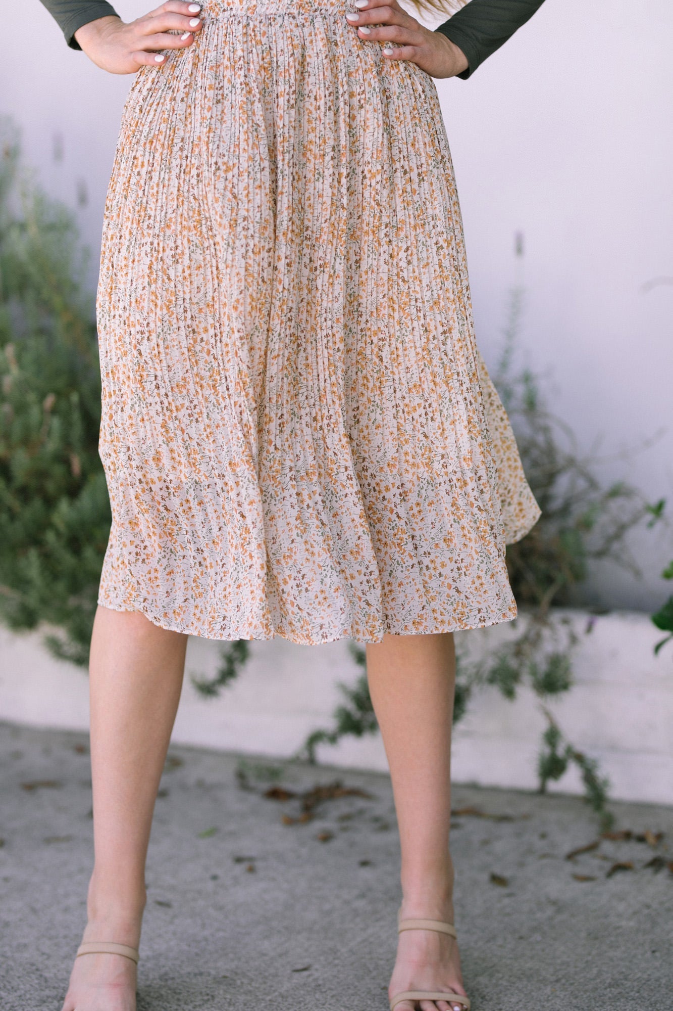 Warehouse verity ditsy shop floral midi skirt