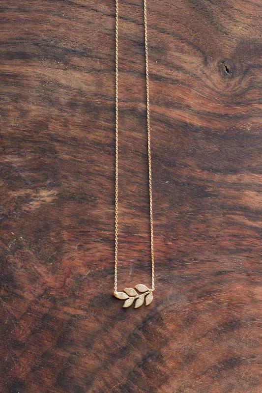 Gold Necklace with Dainty Leaf - Cora - Morning Lavender Online Boutique